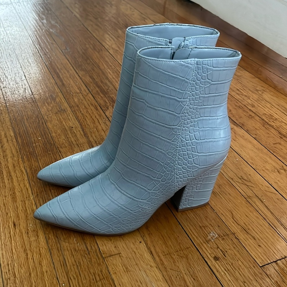 Baby blue snake skin booties (Nine West, women’s 8.5)